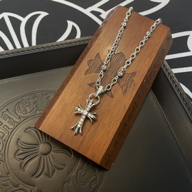 Новая модель [Качество фирменного магазина] Chrome Hearts Классич