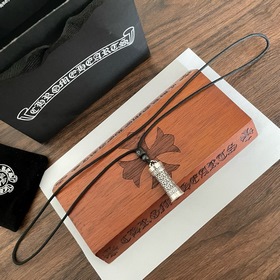 Новая модель [Качество фирменного магазина] Chrome Hearts Крокс К