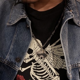 Chrome Hearts Matty золотой зуб на цепочке с буквами