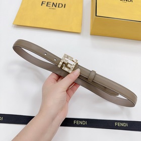 Новая модель на официальном сайте Fendi, 2,0 см, двусторонняя кож