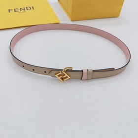 Новая модель на официальном сайте Fendi, ширина 2,0 см, пояс коль