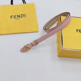 Новая модель на официальном сайте Fendi, ширина 2,0 см, пояс коль