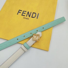 Новая модель на официальном сайте Fendi, ширина 2,0 см, пояс коль