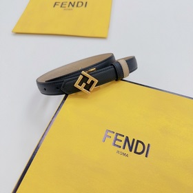 Новая модель на официальном сайте Fendi, ширина 2,0 см, пояс коль
