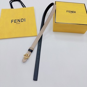 Новая модель на официальном сайте Fendi, ширина 2,0 см, пояс коль