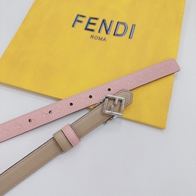 Новая модель на официальном сайте Fendi, ширина 2,0 см, пояс коль
