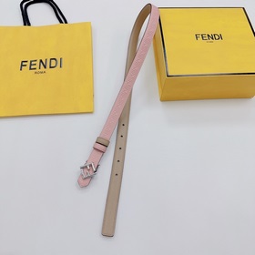Новая модель на официальном сайте Fendi, ширина 2,0 см, пояс коль