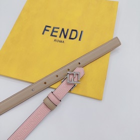 Новая модель на официальном сайте Fendi, ширина 2,0 см, пояс коль