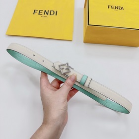 Новая модель на официальном сайте Fendi, ширина 2,0 см, пояс коль