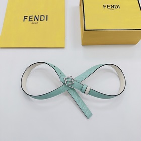 Новая модель на официальном сайте Fendi, ширина 2,0 см, пояс коль