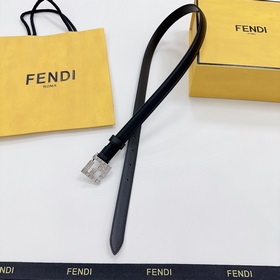 Новая модель на официальном сайте Fendi, 2,0 см, двусторонняя кож