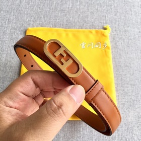 FENDl / Fendi Популярные товары в магазине Благодарим клиентов 