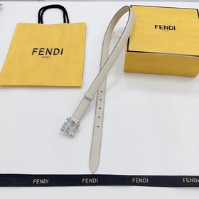 Новая модель на официальном сайте Fendi, 2,0 см, двусторонняя кож