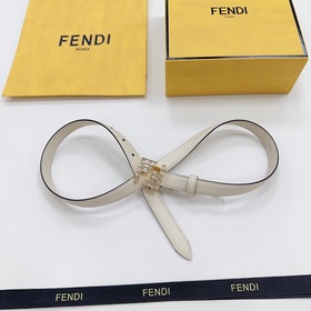 Новая модель на официальном сайте Fendi, 2,0 см, двусторонняя кож