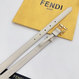 Новая модель на официальном сайте Fendi, 2,0 см, двусторонняя кож