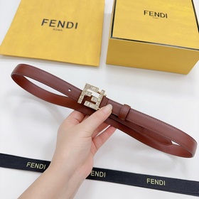 Новая модель на официальном сайте Fendi, 2,0 см, двусторонняя кож