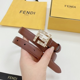 Новая модель на официальном сайте Fendi, 2,0 см, двусторонняя кож