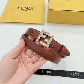 Новая модель на официальном сайте Fendi, 2,0 см, двусторонняя кож