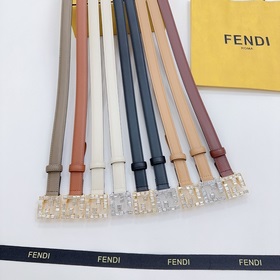 Новая модель на официальном сайте Fendi, 2,0 см, двусторонняя кож