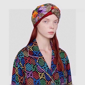 В комплекте с упаковкой Повязка на голову Gucci с цветочным узор