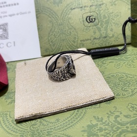 Кольцо Gucci с гравировкой Размер： 6-7-8-9-10-11