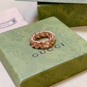 Новейшие модели колец Gucci более высокого качества, такие же, ка