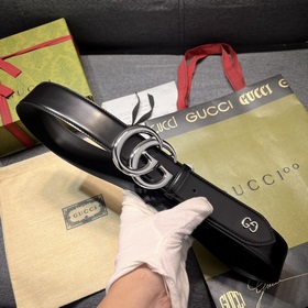 Gucci  Ширина 4,0 см  Каждый сезон логотип бренда обновляется,