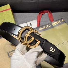 Gucci  Ширина 4,0 см  Каждый сезон логотип бренда обновляется,
