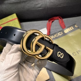 Gucci  Ширина 4,0 см  Каждый сезон логотип бренда обновляется,