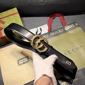Gucci  Ширина 4,0 см  Каждый сезон логотип бренда обновляется,