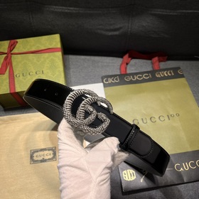 Gucci  Ширина 4,0 см  Новая модель Gucci, синхронное обновление
