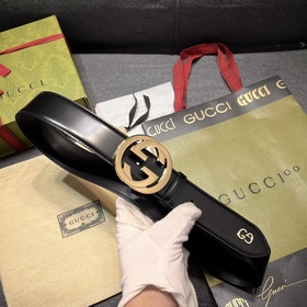 Gucci  Ширина 4,0 см  Каждый сезон логотип бренда обновляется,
