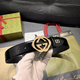 Gucci  Ширина 4,0 см  Каждый сезон логотип бренда обновляется,