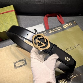 Gucci  Ширина 4,0 см  Каждый сезон логотип бренда обновляется,