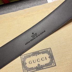 Gucci  Ширина 4,0 см  Каждый сезон логотип бренда обновляется,