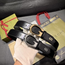 Gucci  Ширина 4,0 см  Каждый сезон логотип бренда обновляется,