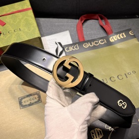 Gucci  Ширина 4,0 см  Каждый сезон логотип бренда обновляется,