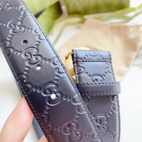 Классическая модель Gucci, двусторонняя кожа теленка с тиснением 