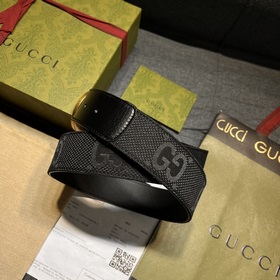 Gucci  Ширина 4,0 см  Новая модель Знаковая ткань GG в черном ц