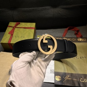 Gucci, ширина 4,0 см. Новая коллекция одежды «Gucci Love Parade»