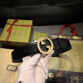 Gucci, ширина 4,0 см. Новая коллекция одежды «Gucci Love Parade» 