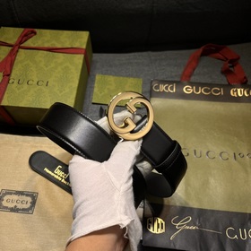 Gucci, ширина 4,0 см. Новая коллекция одежды «Gucci Love Parade» 