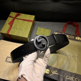 Gucci, ширина 4,0 см. Новая коллекция одежды «Gucci Love Parade» 