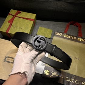 Gucci, ширина 4,0 см. Новая коллекция одежды «Gucci Love Parade» 