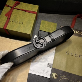 Gucci, ширина 4,0 см. Новая коллекция одежды «Gucci Love Parade» 