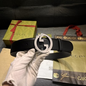 Gucci, ширина 4,0 см. Новая коллекция одежды «Gucci Love Parade»