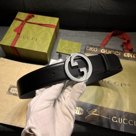 Gucci, ширина 4,0 см. Новая коллекция одежды «Gucci Love Parade» 