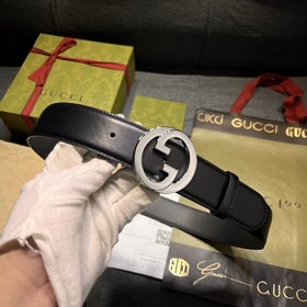 Gucci, ширина 4,0 см. Новая коллекция одежды «Gucci Love Parade» 