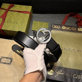 Gucci, ширина 4,0 см. Новая коллекция одежды «Gucci Love Parade» 