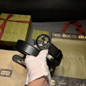 Gucci, ширина 4,0 см. Новая коллекция одежды «Gucci Love Parade» 